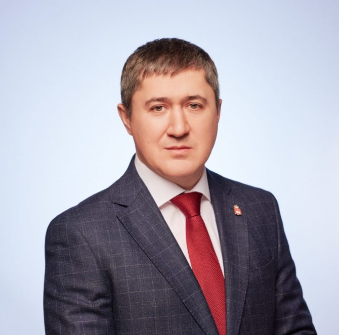 Поздравление губернатора Пермского края с Днём России и Днём города Перми